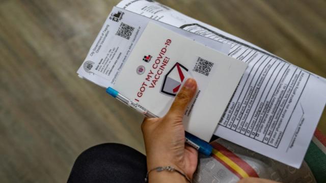 At a vaccination hub in the Philippines. Photo credit: Asian Development Bank.