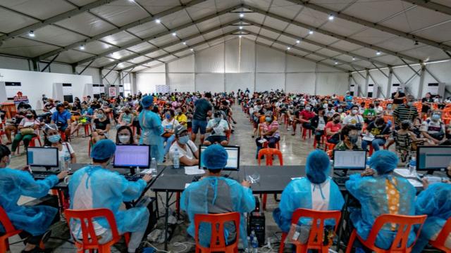 	Asia Pacific Vaccine Access Facility (APVAX) Philippines. Distribution, preparations and vaccination in The Tent in Las Pinas, Caloocan City. Photo credit: Asian Development Bank.