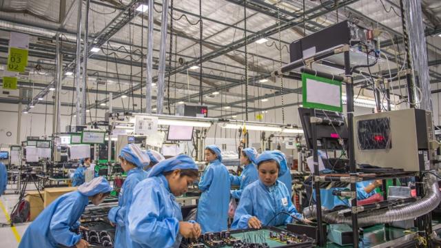 Workers assemble electronic products in a special economic zone in Southeast Asia. Photo credit: Asian Development Bank.